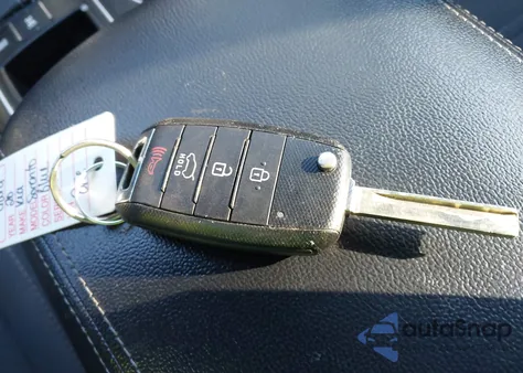 2020 Kia Sorento 2.4L Lx z USA, uszkodzony, nr VIN 5XYPGDA33LG667055